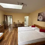4 Dvory تشيسكي بوديوفيتسه