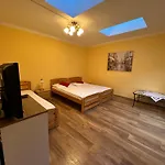 بيت ضيافة 4 Dvory 3*