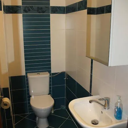 Πανσιόν 4 Dvory