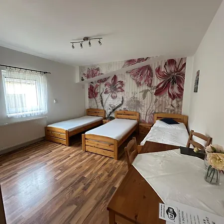 4 Dvory Casa de hóspedes Ceske Budejovice
