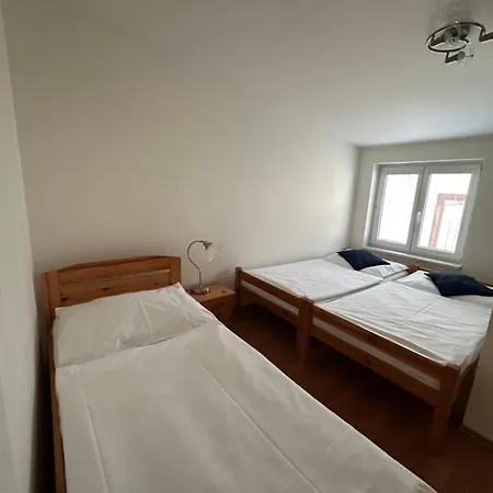 4 Dvory 3* Τσέσκε Μπουντεγιόβιτσε